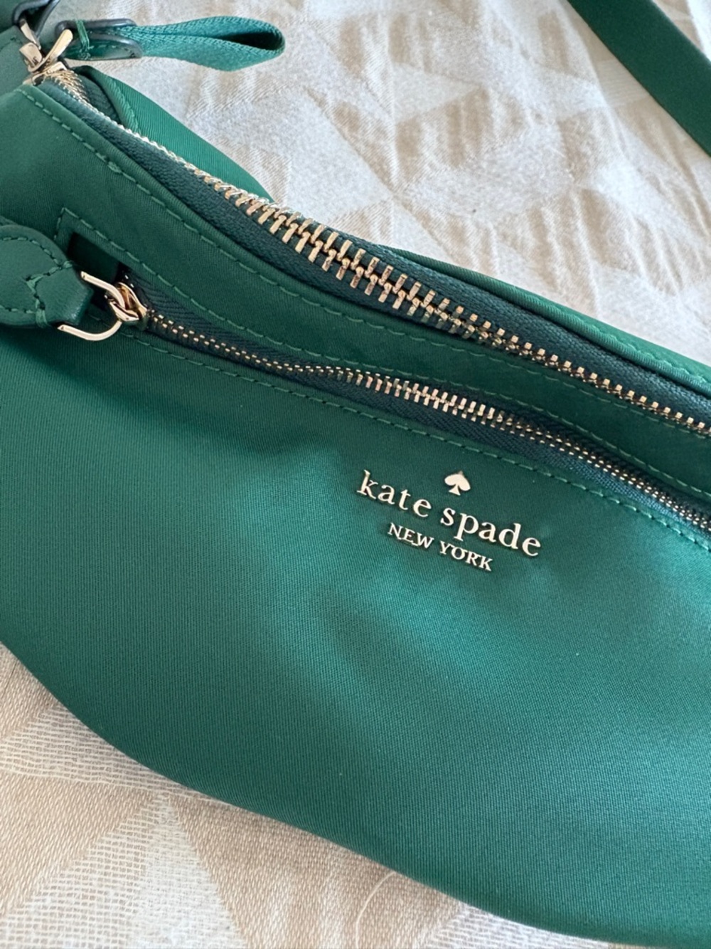 kate spade emerald green nylon crossbody with gold hardware - Picture 5 of 12
